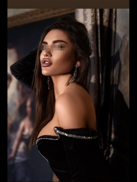 Проститука Питера Жанна